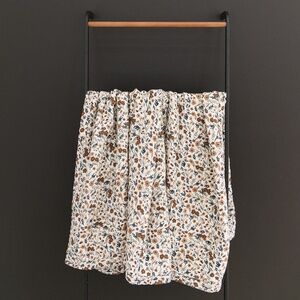 Mebie Baby Harvest Floral Muslin Swaddle NWT 47x47 Cotton Blanket